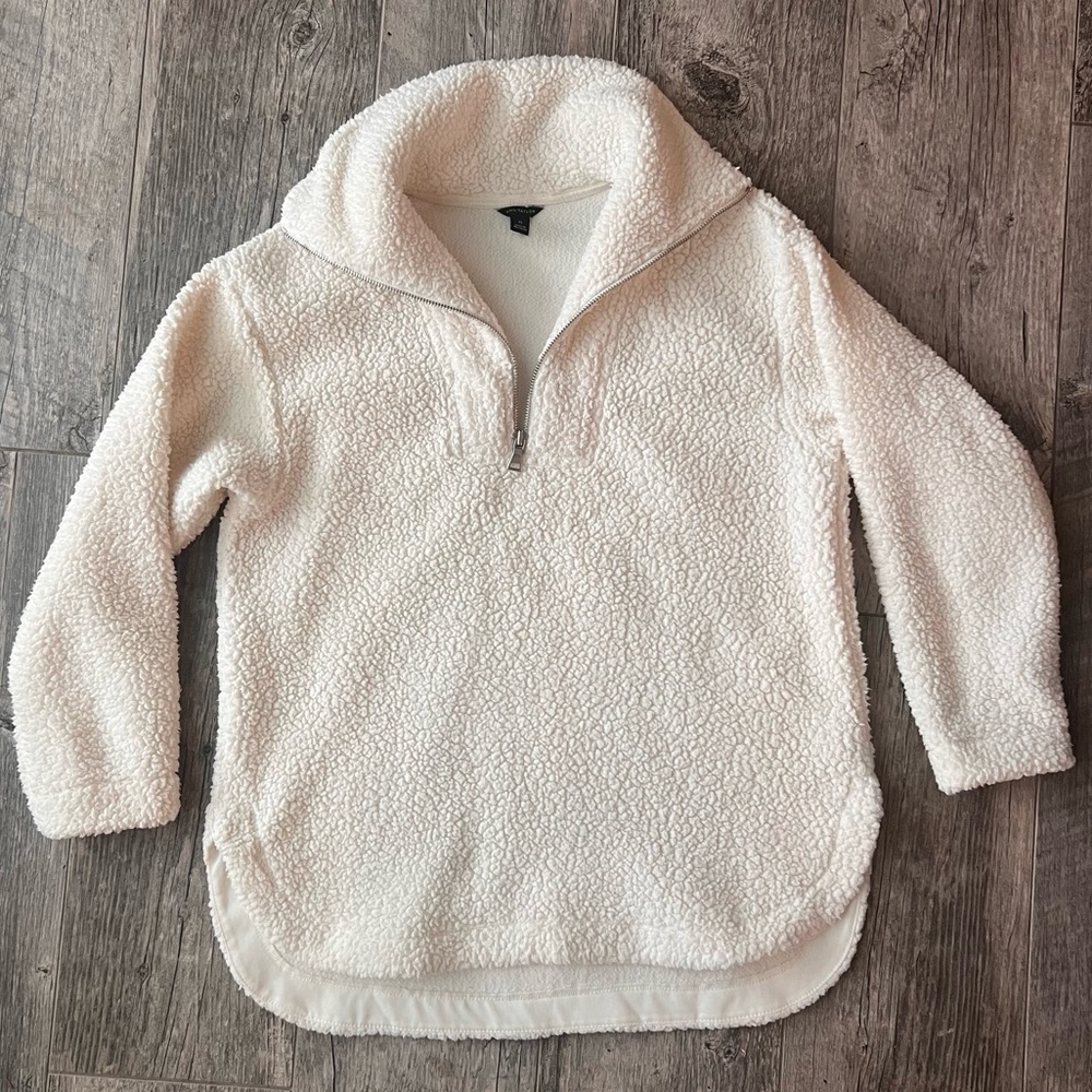 Ann Taylor Women's XS Cozy White Sherpa Sweater